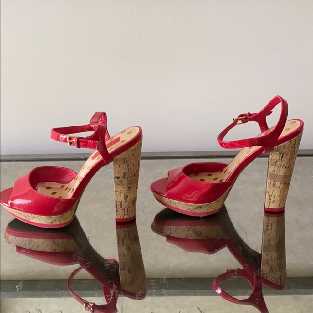 Heels - Picture 4 of 5